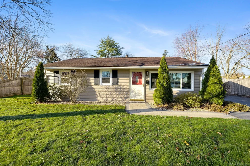 Unit for sale at 19 Audette Drive, Wallingford, CT 06492