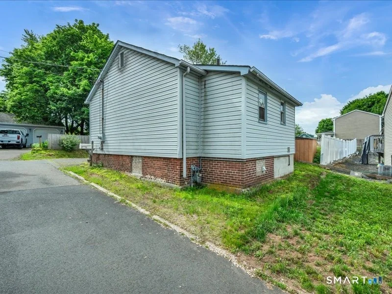 Unit for sale at 61 Maple Avenue, Wallingford, CT 06492