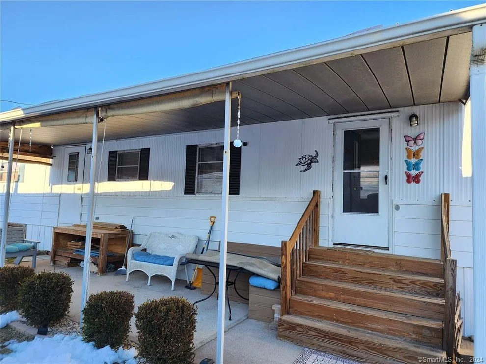 Unit for sale at 32 Shawnee Road, East Hartford, CT 06118