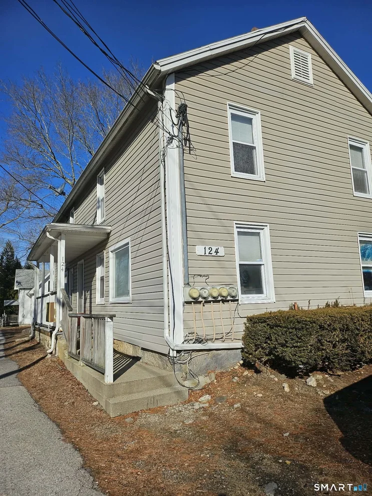 Unit for sale at 124 Hammond Court, Colchester, CT 06415
