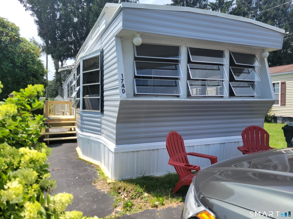 Unit for sale at 174 D Street, Groton, CT 06340