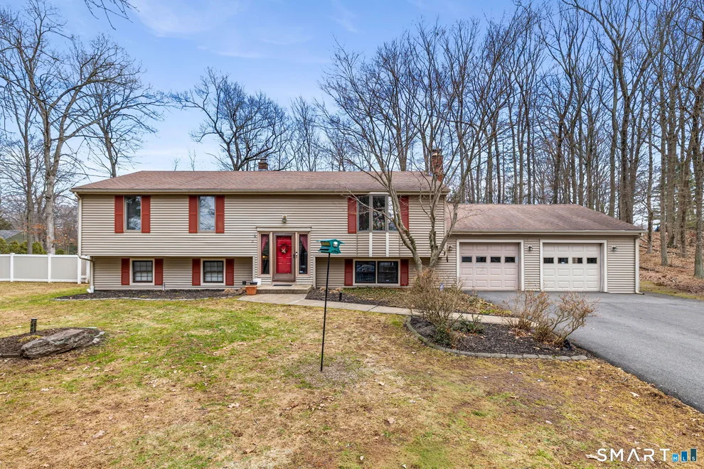 Unit for sale at 19 Perkins Drive, Wallingford, CT 06492