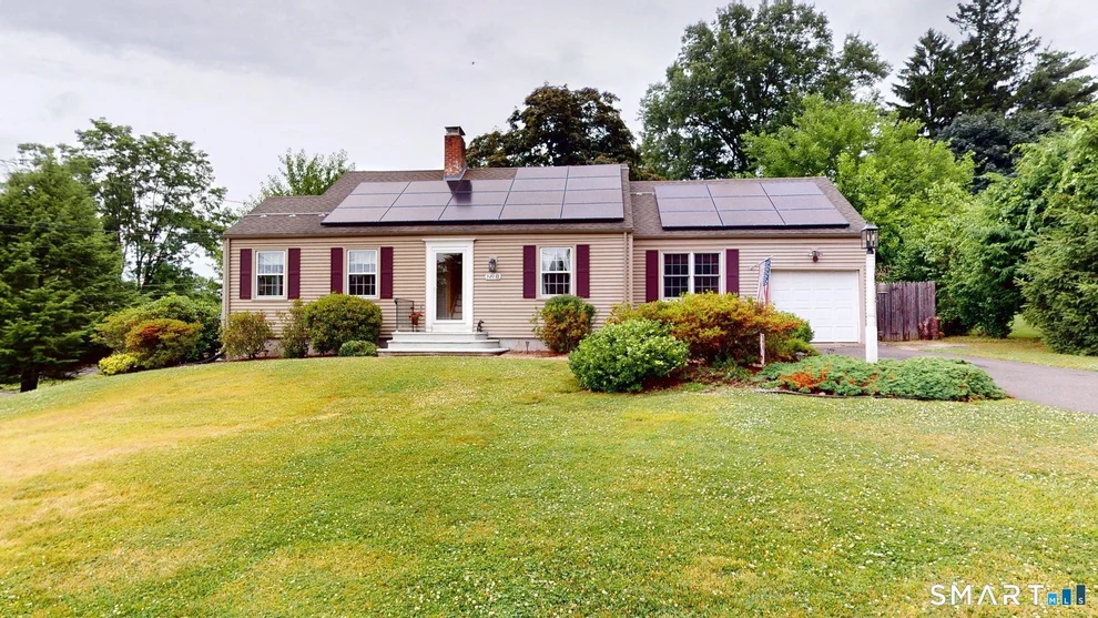 Unit for sale at 8 Bridge Lane, Enfield, CT 06082