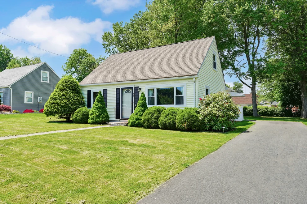 Unit for sale at 77 Ruth Road, New Britain, CT 06053