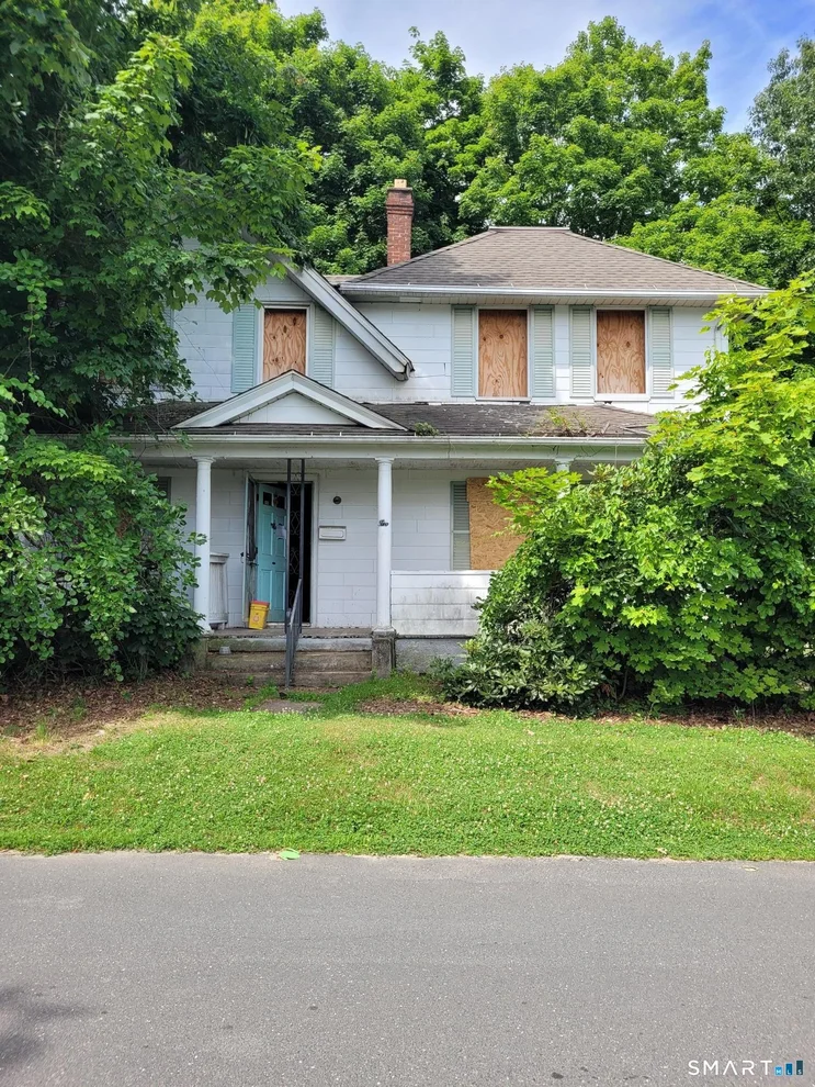 Unit for sale at 2 Blake Street, Waterbury, CT 06708