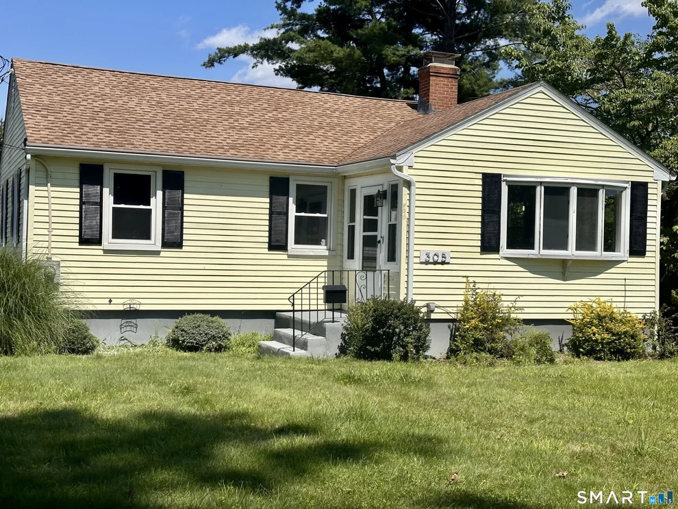 Unit for sale at 305 Prospect Street, Wethersfield, CT 06109