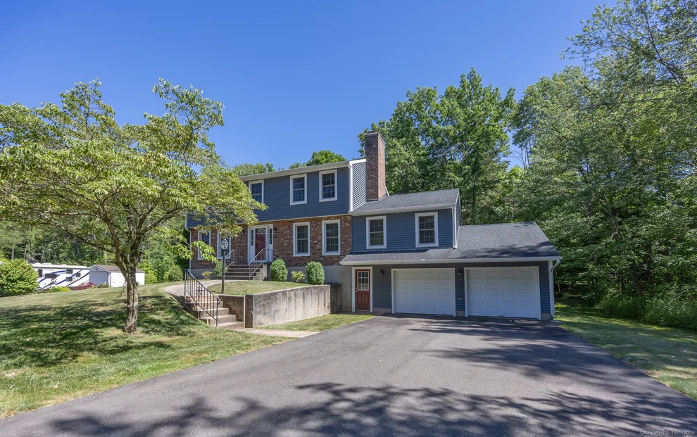Unit for sale at 79 Vineyard Drive, Berlin, CT 06037