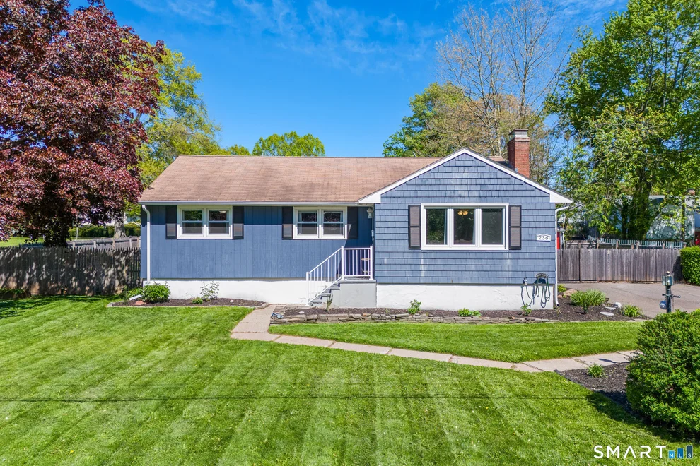 Unit for sale at 236 Hillcrest Avenue, Newington, CT 06111