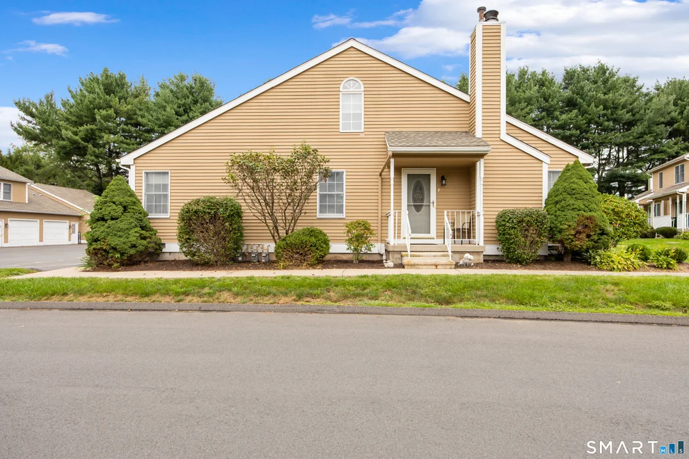 Unit for sale at 697 End Road, Southington, CT 06479