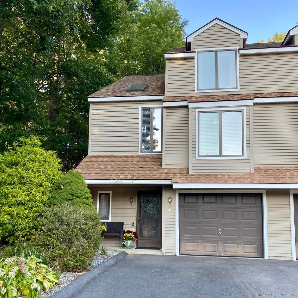 Unit for sale at 2 Westside Drive, Thompson, CT 06255