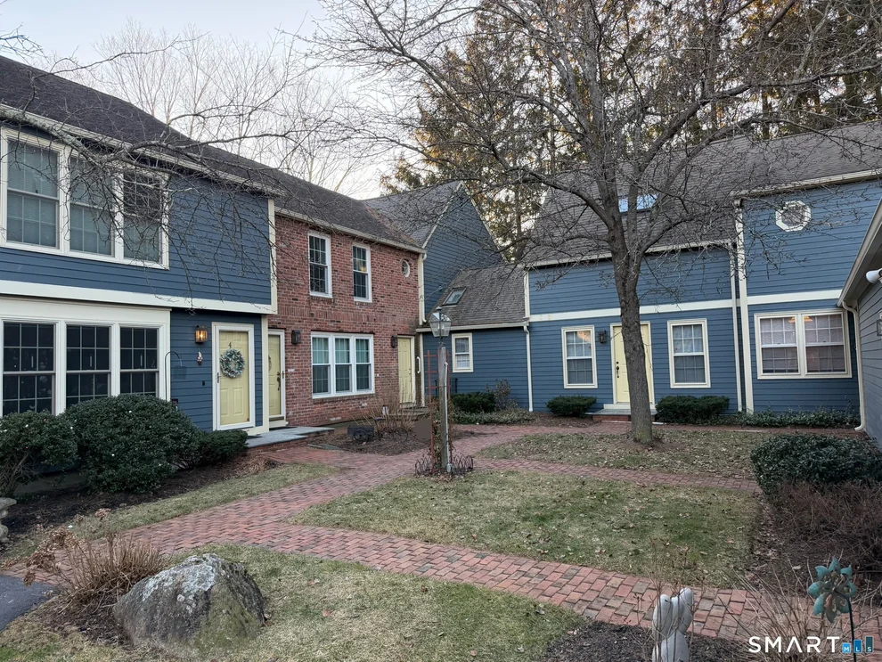 Unit for sale at 2 Esterly Farms Road, Madison, CT 06443