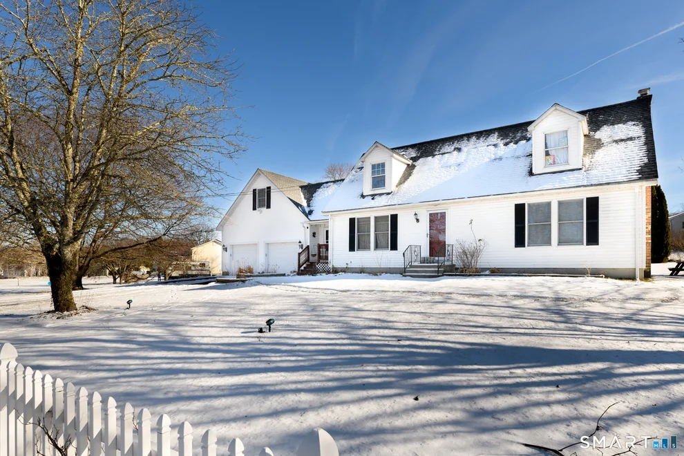 Unit for sale at 77 Charlotte Drive, Plainfield, CT 06374