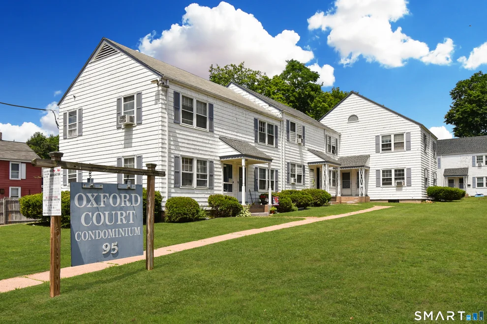 Unit for sale at 95 Middle Turnpike, Manchester, CT 06040