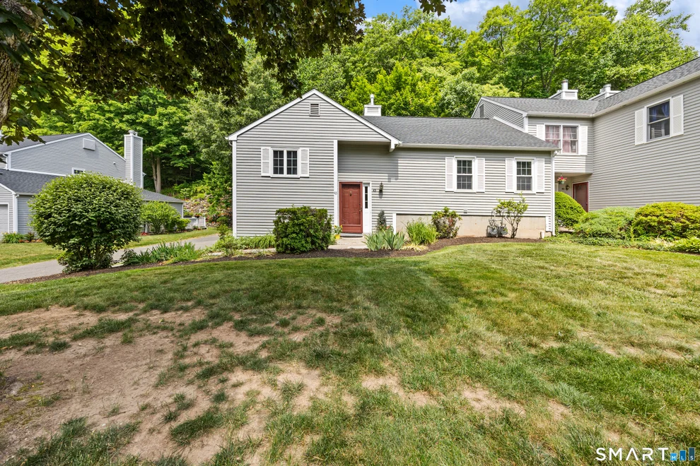 Unit for sale at 43 Quarry Village Road, Cheshire, CT 06410