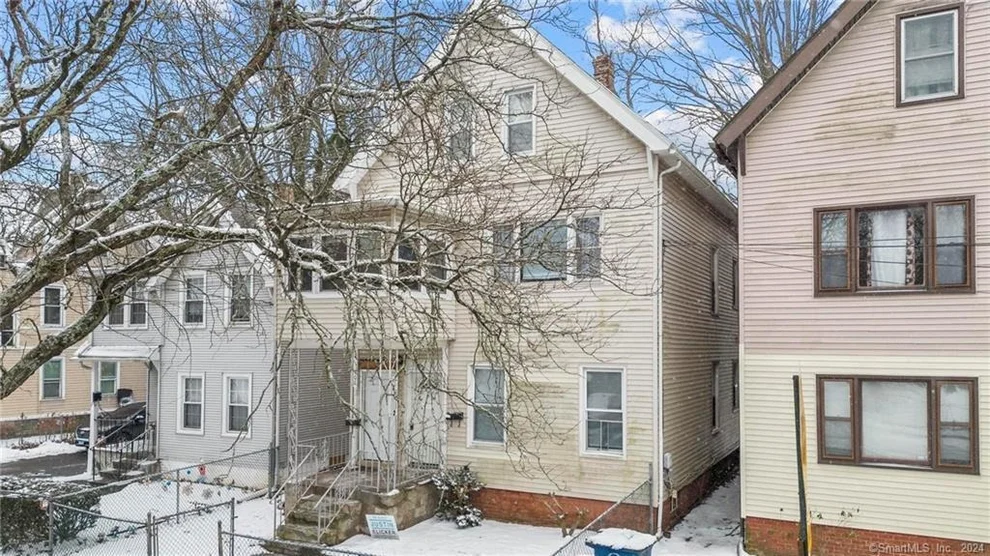 Unit for sale at 106 Ivy Street, New Haven, CT 06511