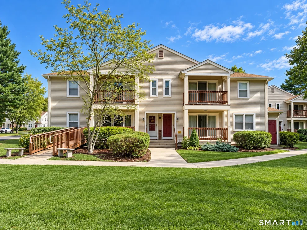Unit for sale at 304 Ashmead Commons, Enfield, CT 06082