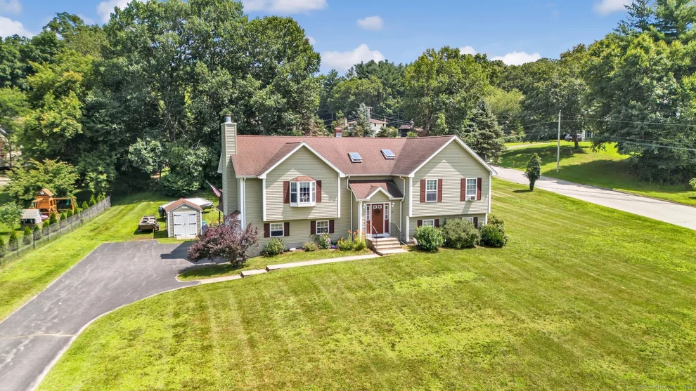 Unit for sale at 119 Laurel Drive, Killingly, CT 06241