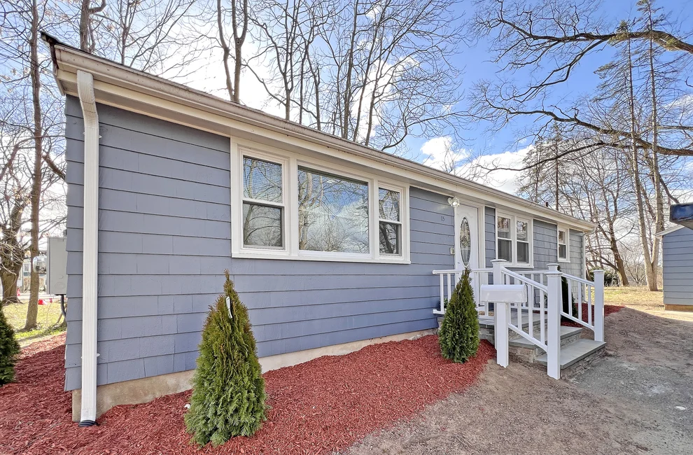 Unit for sale at 15 Rood Avenue, Windsor, CT 06095