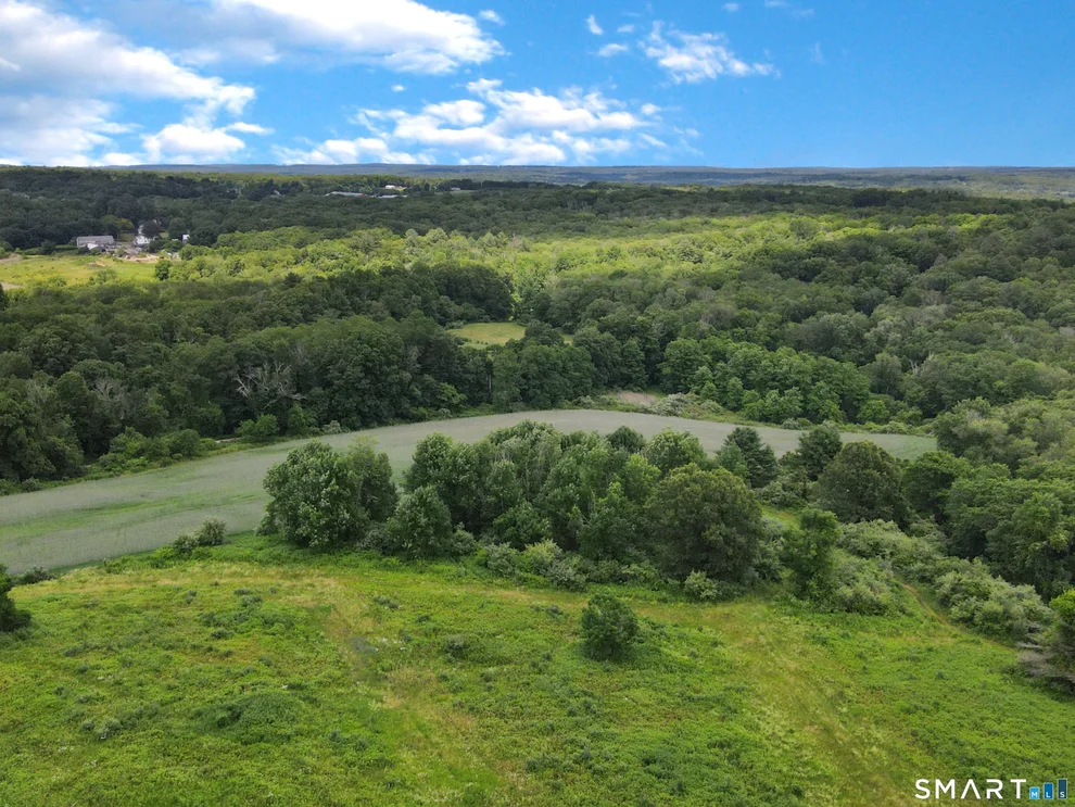 Unit for sale at 13 Holmes Road, Pomfret, CT 06259