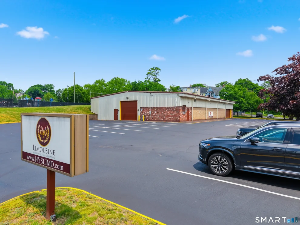 Unit for sale at 980 Stanley Street, New Britain, CT 06051
