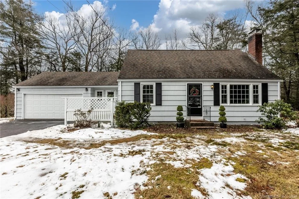 Unit for sale at 57 Fernwood Drive, Simsbury, CT 06070