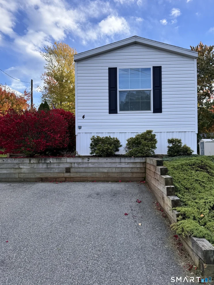 Unit for sale at 4 South Terrace, Vernon, CT 06066