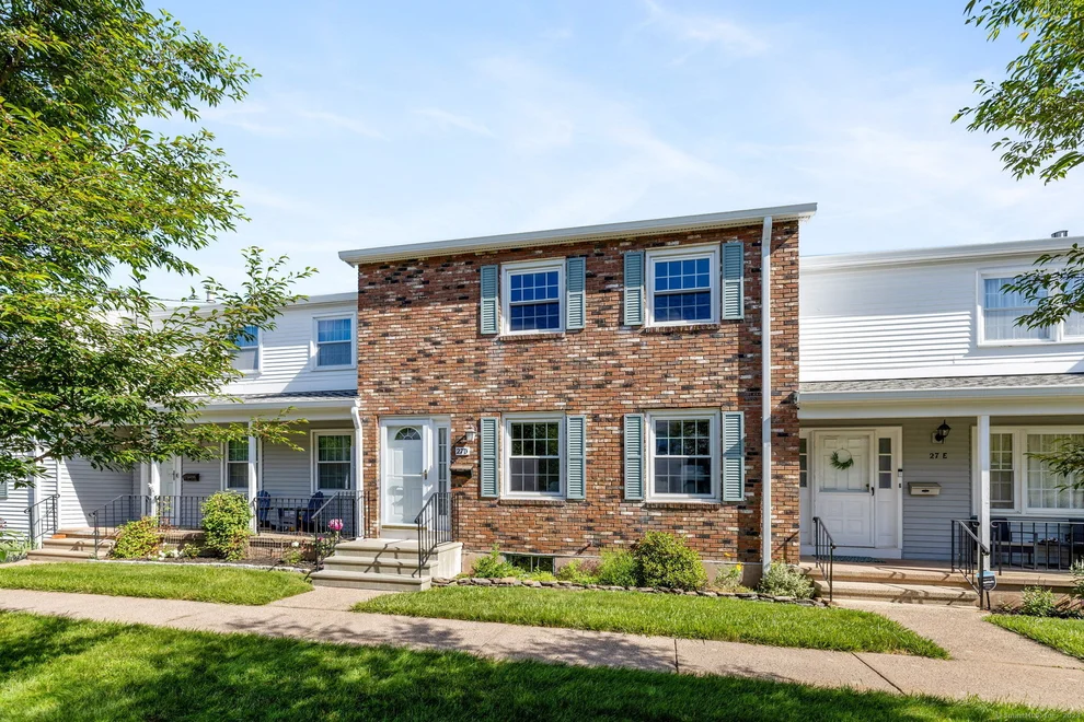 Unit for sale at 27 Esquire Drive, Manchester, CT 06042