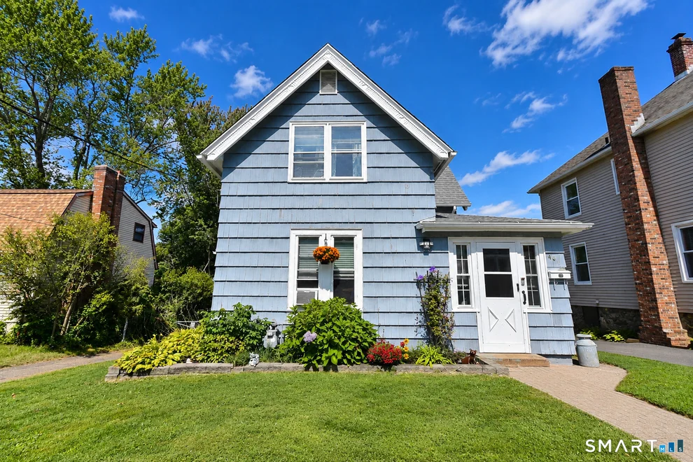 Unit for sale at 46 Field Street, Bristol, CT 06010