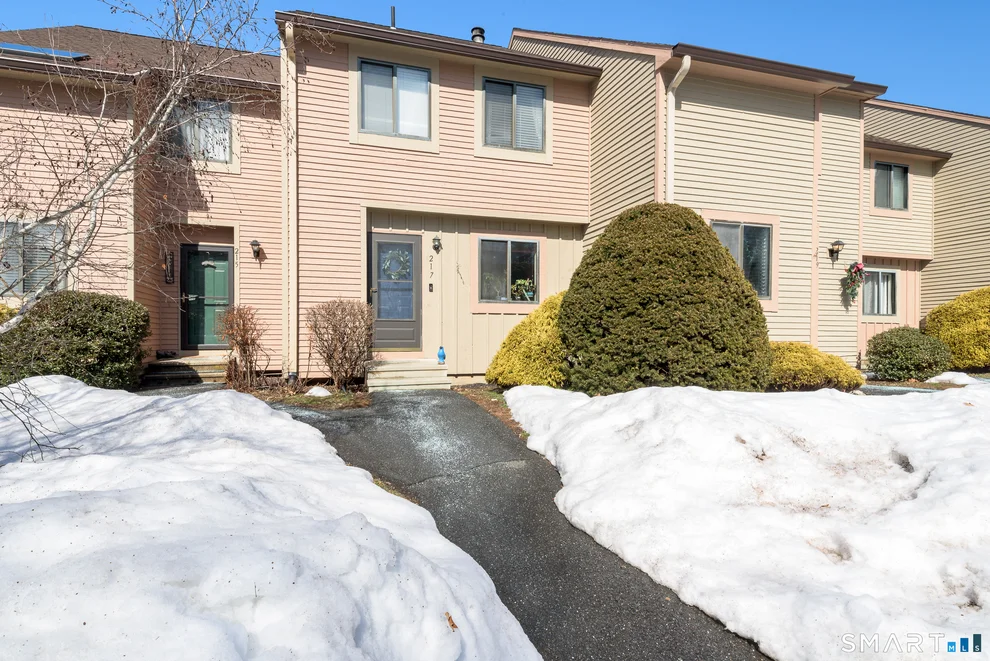 Unit for sale at 217 Adams Hill Way, East Windsor, CT 06088