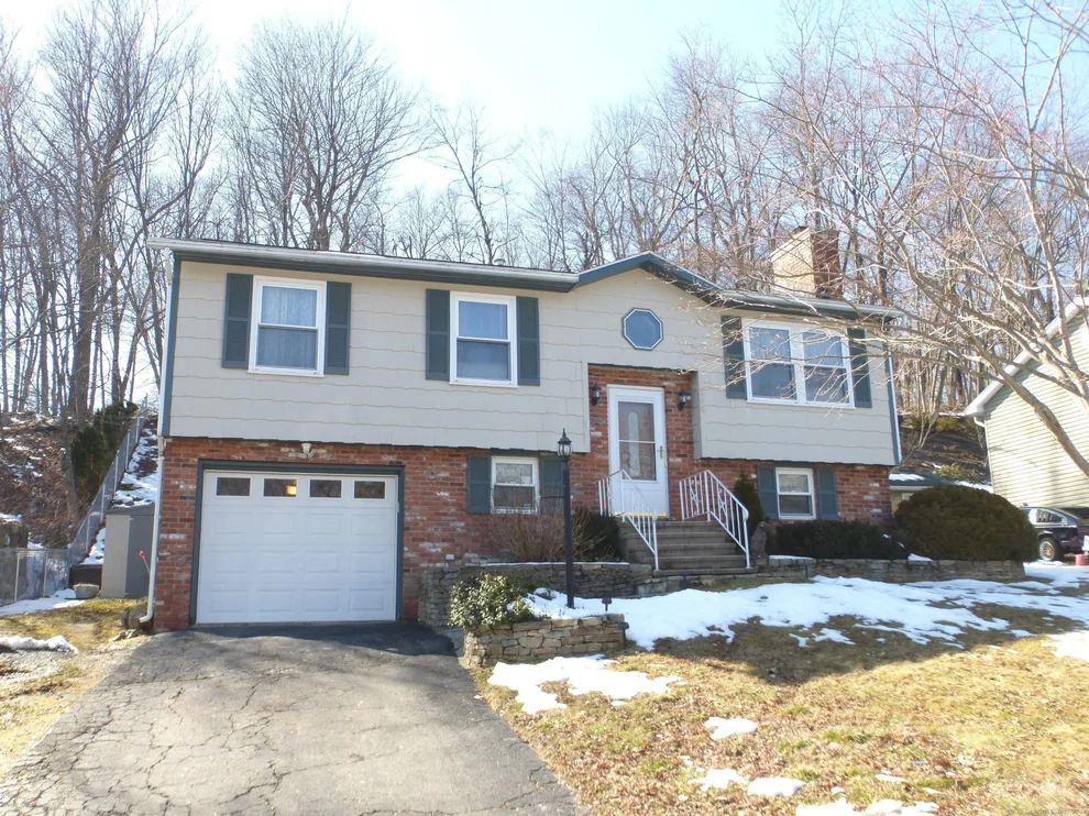Unit for sale at 306 Morning Dove Road, Naugatuck, CT 06770