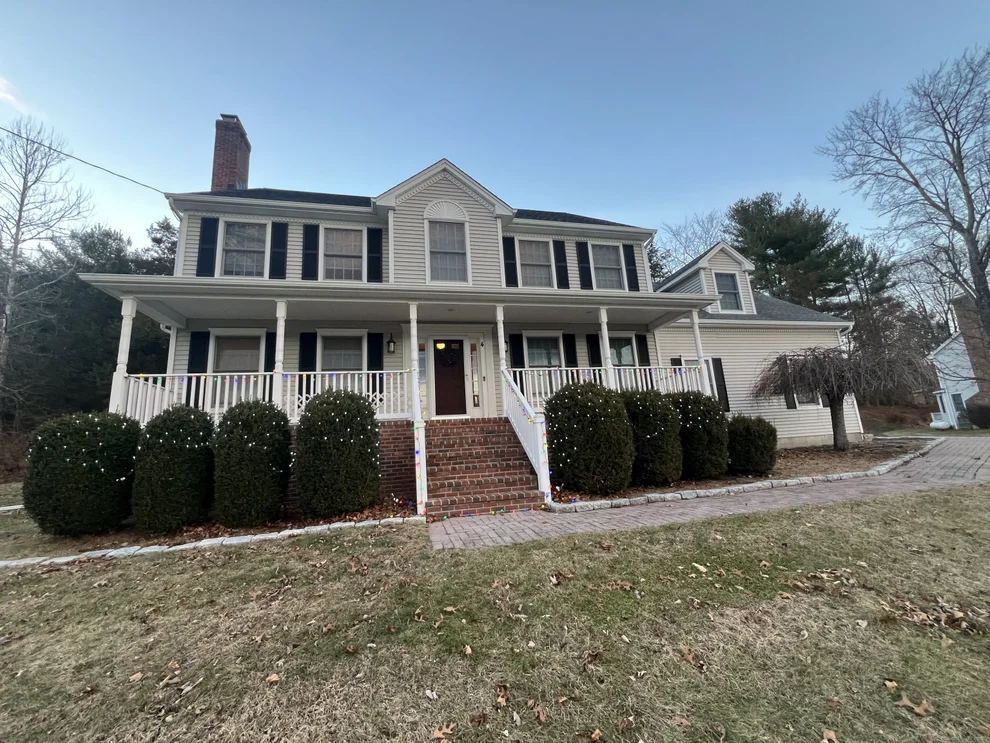 Unit for sale at 4 Hayfield Road, New Milford, CT 06776