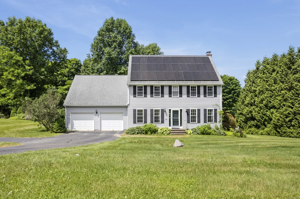 Unit for sale at 21 Chatham Fields Road, East Hampton, CT 06424