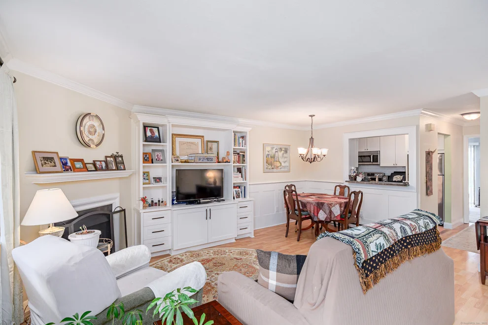 Unit for sale at 2a Jeanette Road, Danbury, CT 06811