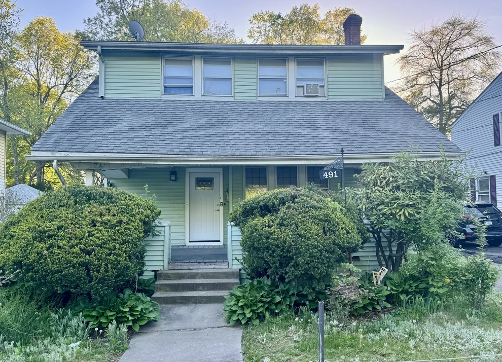 Unit for sale at 491 Cornwall Street, Hartford, CT 06112