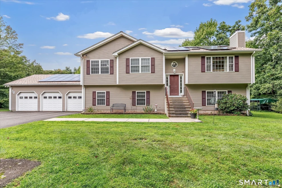 Unit for sale at 11-R Peach Orchard Road, Prospect, CT 06712