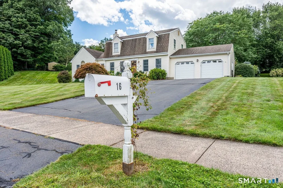 Unit for sale at 16 Sugar Hill Road, North Haven, CT 06473