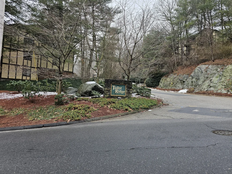 Unit for sale at 125 Warner Hill Road, Stratford, CT 06614