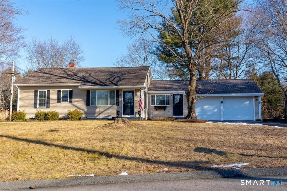 Unit for sale at 2 East Avenue, Norwich, CT 06360