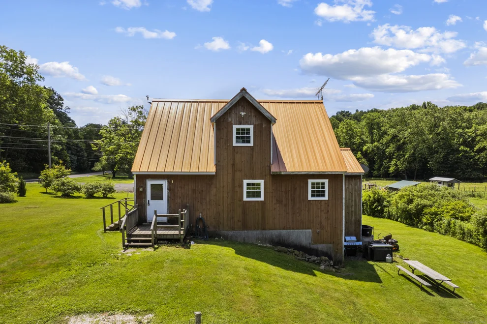 Unit for sale at 241 Weekeepeemee Road, Woodbury, CT 06798