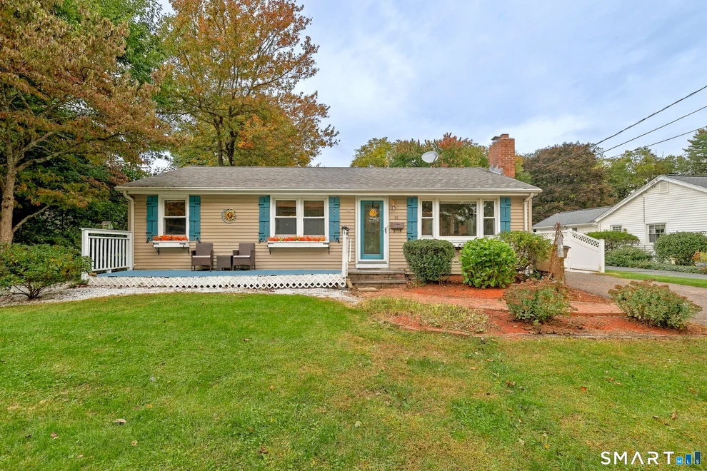 Unit for sale at 15 Kingsbury Avenue, Vernon, CT 06066