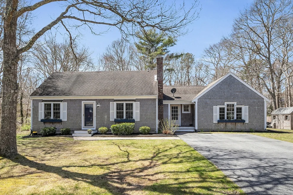 Unit for sale at 19 Greenville Drive, Unknown City, MA 02644