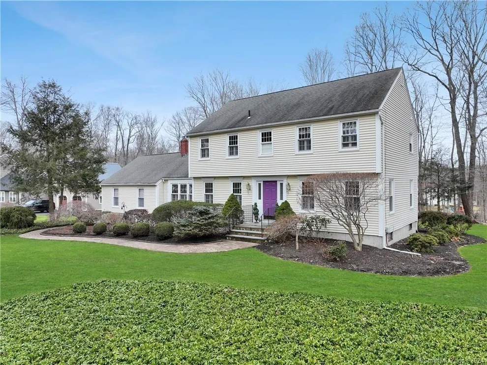 Unit for sale at 71 Stonehedge Lane, Guilford, CT 06437