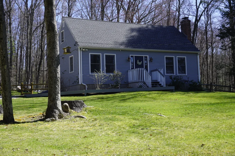 Unit for sale at 40 Carlson Drive, New Hartford, CT 06057