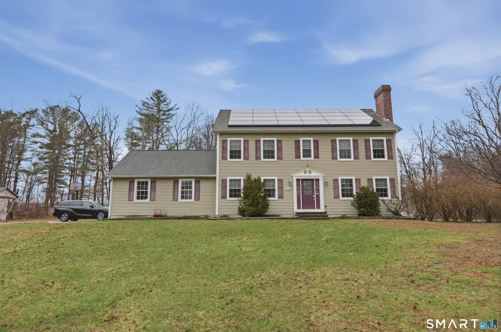 Unit for sale at 251 Wauregan Road, Brooklyn, CT 06234