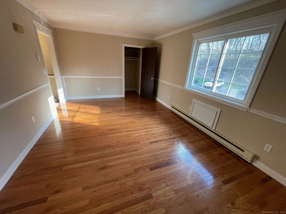 Unit for sale at 35 Mountain Village Road, Waterbury, CT 06706