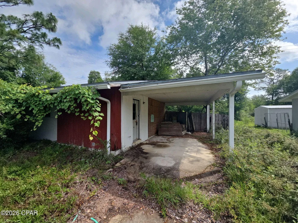 Unit for sale at 1732 Salem Drive, Chipley, FL 32428