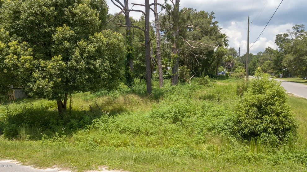 Unit for sale at 7627 SANTA ROSA Avenue, Southport, FL 32409