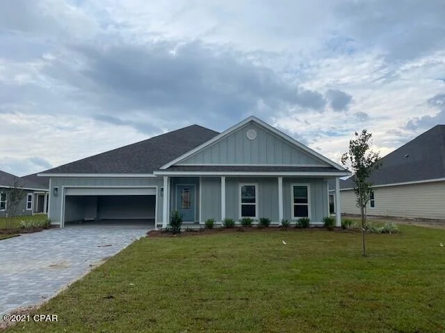 Unit for sale at 200 Martingale Loop, Lynn Haven, FL 32444