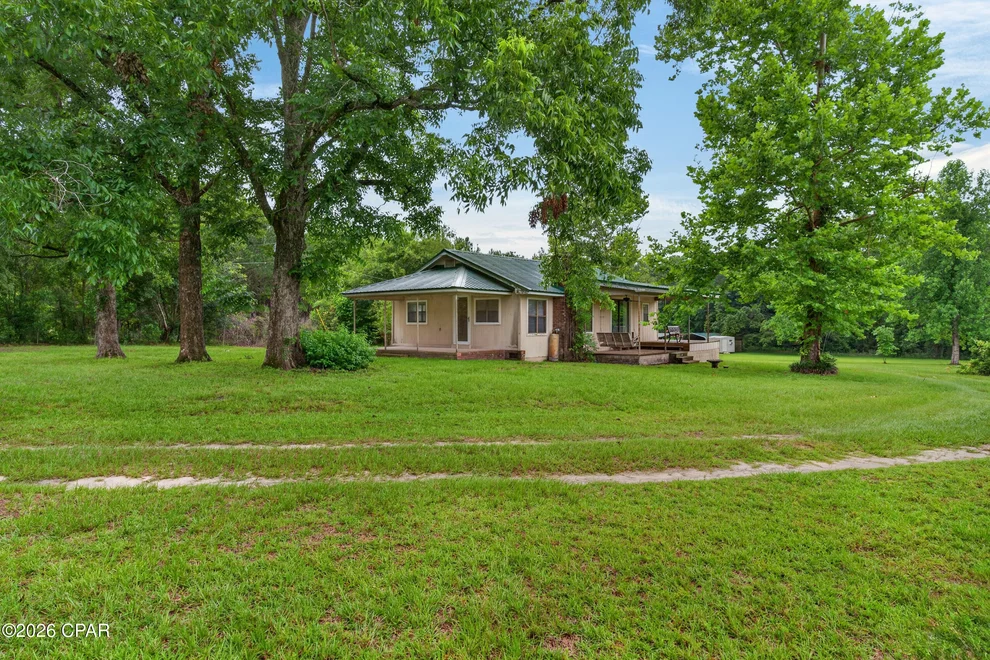 Unit for sale at 1229 Clearview Lane, Graceville, FL 32440