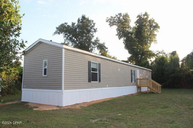 Unit for sale at 15953 Chipola Street, Altha, FL 32421